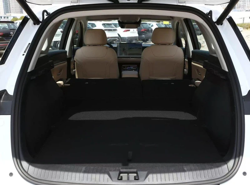 BYS SONG PRO INTERIOR 5 BYS SONG PRO INTERIOR 5